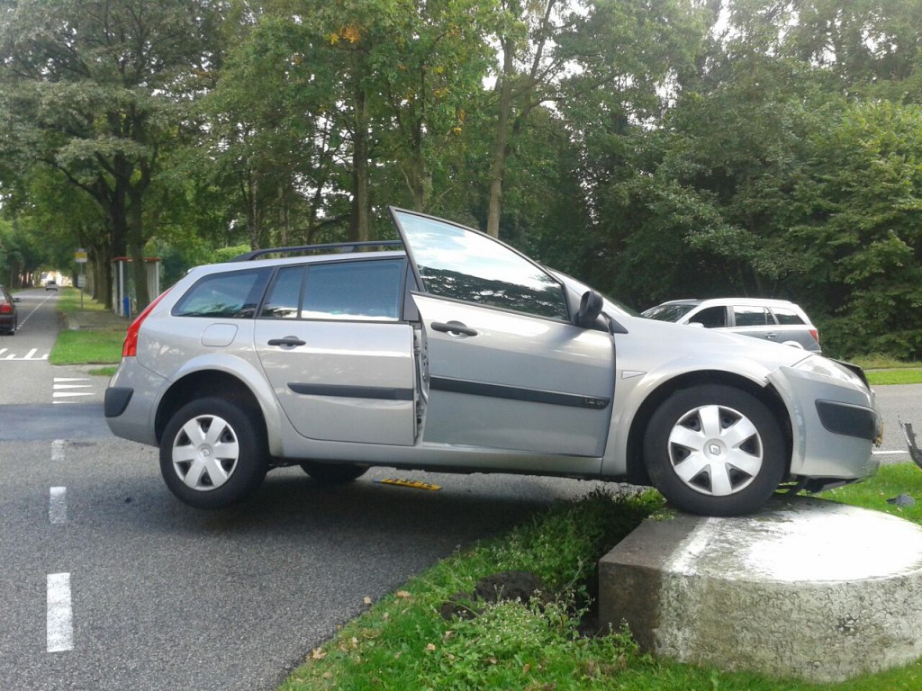 Een ongeluk zit in een klein hoekje