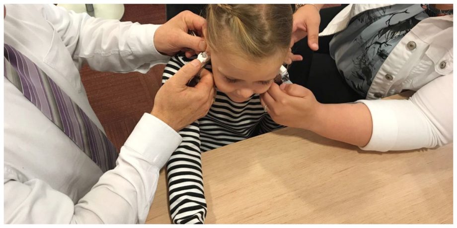 gaatje in oor schieten