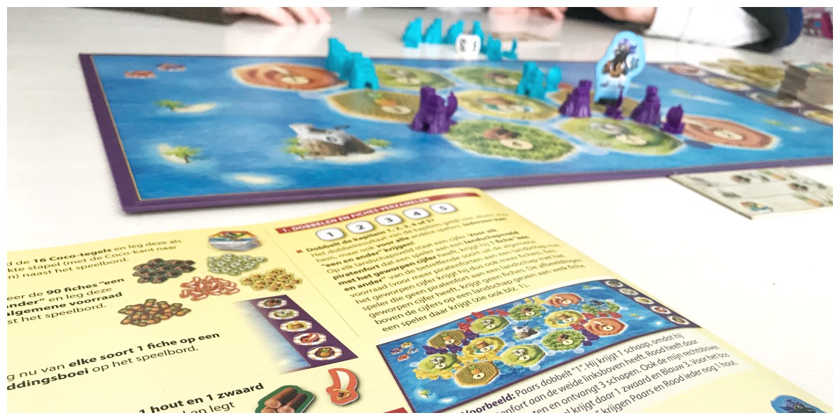 Catan junior - lifestyle mét een strikje