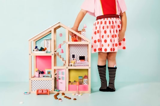 Het leukste houten speelgoed poppenhuis