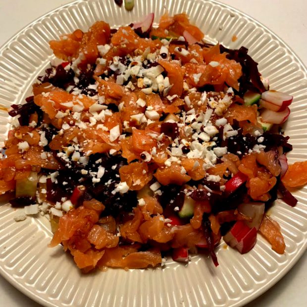 Bloemkoolrijst met zalm en bietjes