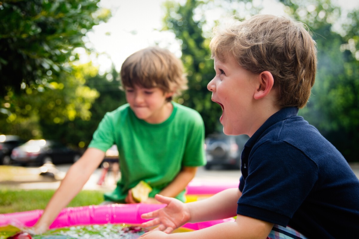 Waarom is buitenspelen eigenlijk zo belangrijk voor kinderen?