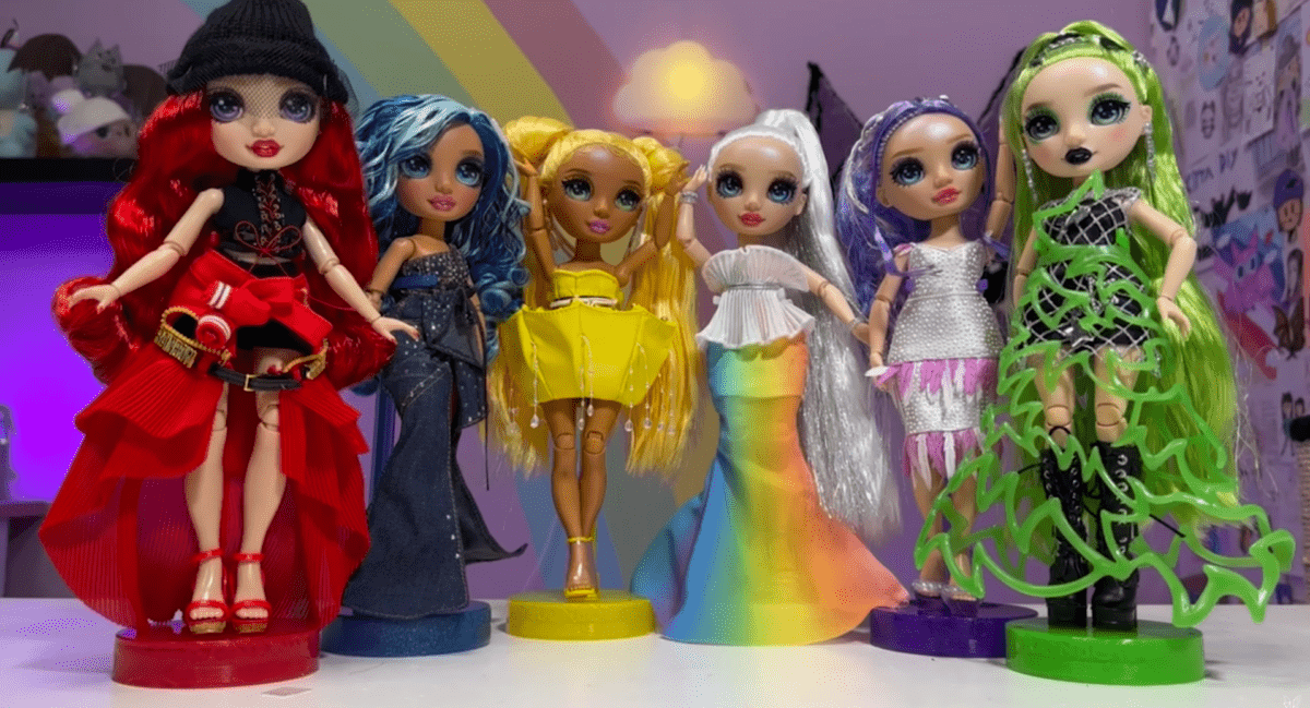 Ontwerp je eigen jurk voor Rainbow High Fashion-poppen