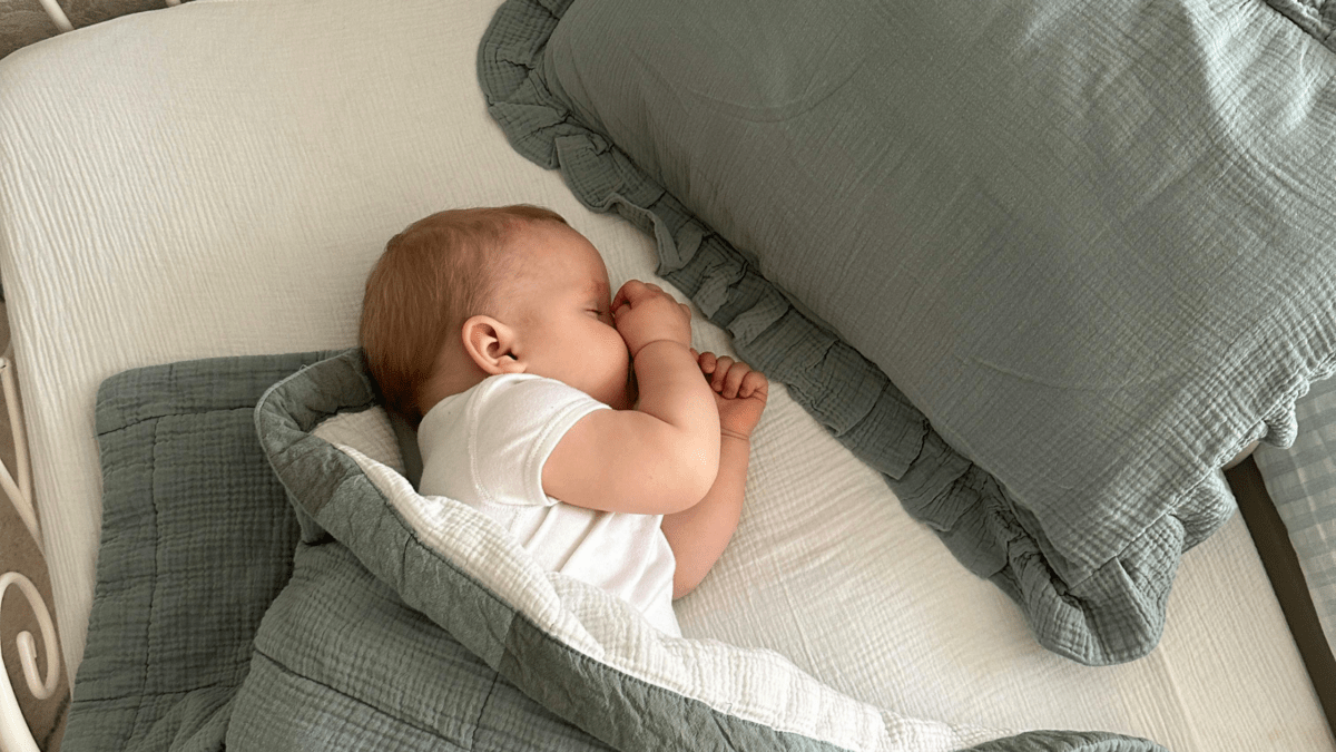 Seizoen bestendige babygardrobe