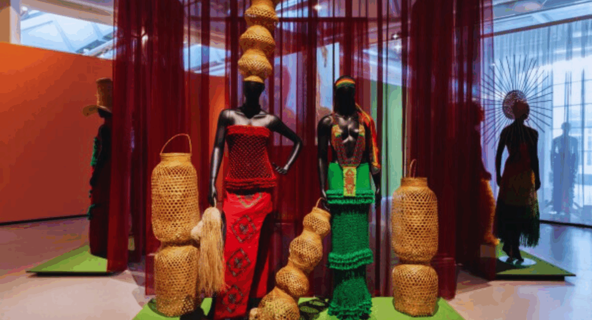 Bezoek museum cobra en ontdek de interactieve tentoonstelling wi sranan met surinaamse kunst, verhalen en activiteiten voor het hele gezin.