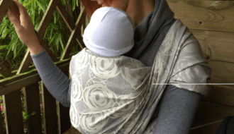 Draagconsult of pasconsult: wat is het verschil? Wil je je baby gaan dragen, maar zie je door de bomen het bos niet meer?
